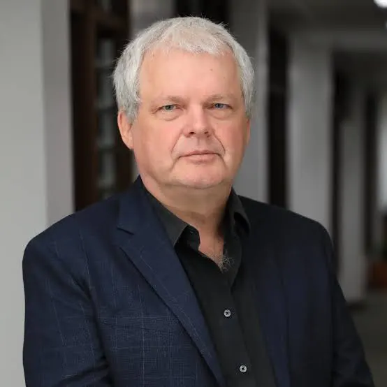 Dr. Bernard Vanlauwe